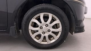 Used 2013 Honda Amaze [2013-2016] 1.2 VX i-VTEC Petrol Manual tyres RIGHT FRONT TYRE RIM VIEW