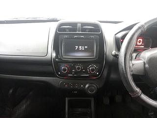 Used 2019 Renault Kwid [2015-2019] RXT Opt Petrol Manual interior MUSIC SYSTEM & AC CONTROL VIEW