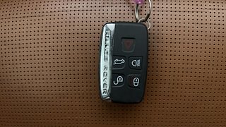 Used 2017 Land Rover Discovery Sport [2015-2020] HSE Diesel Automatic extra CAR KEY VIEW