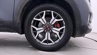Used 2019 Kia Seltos GTX DCT Petrol Automatic tyres RIGHT FRONT TYRE RIM VIEW