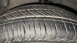 Used 2015 Hyundai Grand i10 [2013-2017] Asta 1.2 Kappa VTVT Petrol Manual tyres LEFT FRONT TYRE TREAD VIEW
