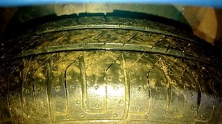 Used 2012 Maruti Suzuki A-Star [2008-2012] Vxi (ABS) AT Petrol Automatic tyres RIGHT FRONT TYRE TREAD VIEW