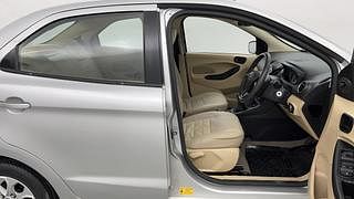 Used 2017 Ford Figo Aspire [2015-2019] Titanium 1.2 Ti-VCT Petrol Manual interior RIGHT SIDE FRONT DOOR CABIN VIEW