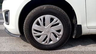 Used 2015 Maruti Suzuki Swift [2011-2014] VXi Petrol Manual tyres LEFT FRONT TYRE RIM VIEW