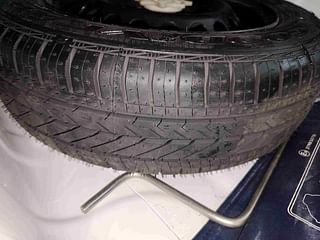 Used 2019 Hyundai Xcent [2017-2019] S Petrol Petrol Manual tyres SPARE TYRE VIEW