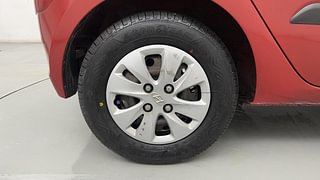 Used 2012 Hyundai i10 [2010-2016] Magna 1.2 Petrol Petrol Manual tyres RIGHT REAR TYRE RIM VIEW