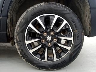 Used 2022 Maruti Suzuki Vitara Brezza [2020-2022] ZXI Plus AT Petrol Automatic tyres LEFT REAR TYRE RIM VIEW