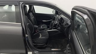 Used 2018 Maruti Suzuki Baleno [2015-2019] Delta AT Petrol Petrol Automatic interior RIGHT SIDE FRONT DOOR CABIN VIEW