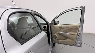 Used 2017 Toyota Etios Liva [2017-2020] V Petrol Manual interior RIGHT FRONT DOOR OPEN VIEW