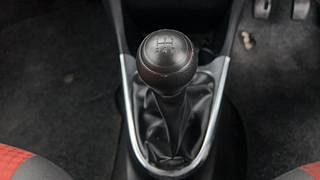 Used 2011 Toyota Etios [2010-2017] VX Petrol Manual interior GEAR  KNOB VIEW