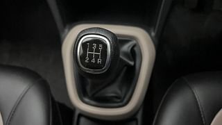 Used 2018 Hyundai Grand i10 [2017-2020] Asta 1.2 Kappa VTVT Petrol Manual interior GEAR  KNOB VIEW
