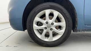 Used 2018 Nissan Micra [2013-2020] XV CVT Petrol Automatic tyres LEFT FRONT TYRE RIM VIEW