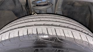 Used 2022 Renault Kiger RXZ AMT Petrol Automatic tyres RIGHT FRONT TYRE TREAD VIEW