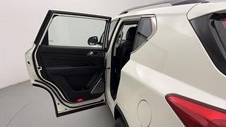 Used 2018 Mahindra Alturas G4 2WD AT Diesel Automatic interior LEFT REAR DOOR OPEN VIEW