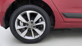 Used 2016 Hyundai Elite i20 [2014-2018] Asta 1.2 Petrol Manual tyres RIGHT REAR TYRE RIM VIEW