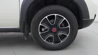 Used 2016 Renault Duster [2015-2019] 85 PS RXS MT Diesel Manual tyres RIGHT FRONT TYRE RIM VIEW