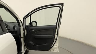 Used 2015 Maruti Suzuki Ritz [2012-2017] Vdi Diesel Manual interior RIGHT FRONT DOOR OPEN VIEW