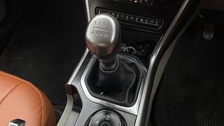 Used 2017 Tata Nexon [2017-2020] XZ Plus Dual Tone Roof Diesel Diesel Manual interior GEAR  KNOB VIEW