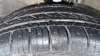 Used 2014 Honda Brio [2011-2016] VX AT Petrol Automatic tyres LEFT FRONT TYRE TREAD VIEW