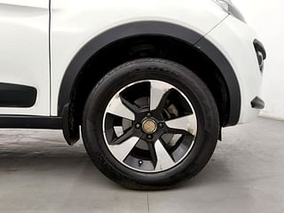 Used 2018 Tata Nexon [2017-2020] XZ Diesel Diesel Manual tyres RIGHT FRONT TYRE RIM VIEW