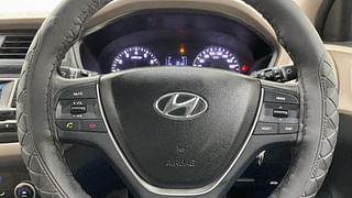 Used 2016 Hyundai Elite i20 [2014-2018] Sportz 1.2 CNG (Outside fitted) Petrol+cng Manual top_features Steering mounted controls