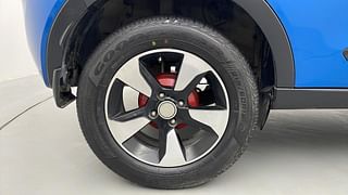 Used 2017 Tata Nexon [2017-2020] XZ Plus Dual Tone Roof Diesel Diesel Manual tyres RIGHT REAR TYRE RIM VIEW