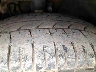 Used 2014 Volkswagen Polo [2014-2020] Comfortline 1.5 (D) Diesel Manual tyres RIGHT FRONT TYRE TREAD VIEW