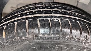 Used 2016 Hyundai Elite i20 [2014-2018] Sportz 1.2 Petrol Manual tyres RIGHT REAR TYRE TREAD VIEW