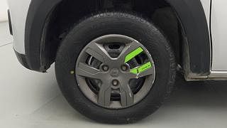 Used 2017 Renault Kwid [2015-2019] 1.0 RXL AMT Petrol Automatic tyres LEFT FRONT TYRE RIM VIEW