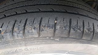 Used 2016 Hyundai i20 Active [2015-2020] 1.2 SX Petrol Manual tyres LEFT REAR TYRE TREAD VIEW