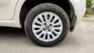 Used 2014 Fiat Punto Evo [2014-2018] Dynamic Multijet 1.3 Diesel Manual tyres LEFT REAR TYRE RIM VIEW