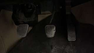 Used 2015 Honda City [2014-2017] VX Diesel Diesel Manual interior PEDALS VIEW