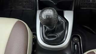 Used 2016 Honda Jazz V MT Petrol Manual interior GEAR  KNOB VIEW