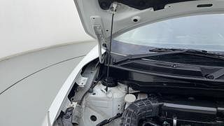 Used 2021 Maruti Suzuki Swift VXI Petrol Manual engine ENGINE RIGHT SIDE HINGE & APRON VIEW
