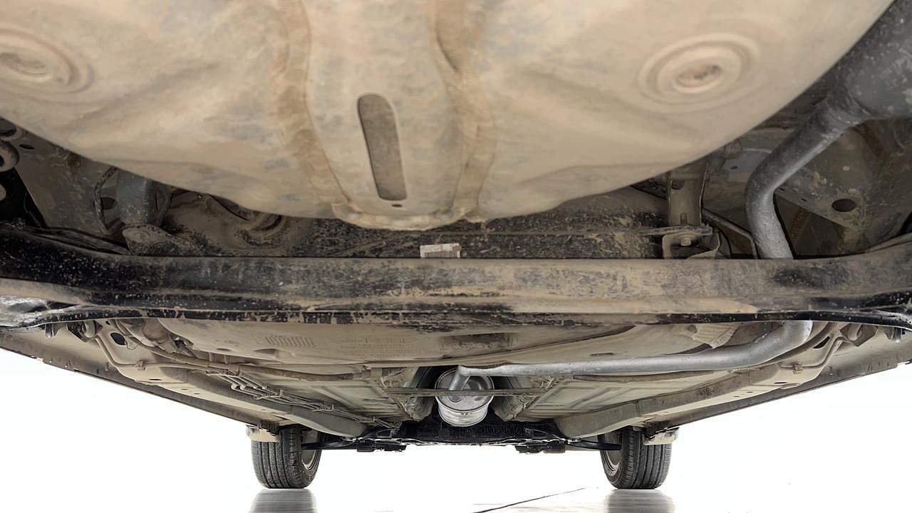 Used 2017 Maruti Suzuki Baleno [2015-2019] Zeta Petrol Petrol Manual extra REAR UNDERBODY VIEW (TAKEN FROM REAR)