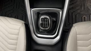 Used 2020 Kia Sonet HTX Plus 1.5 Diesel Manual interior GEAR  KNOB VIEW