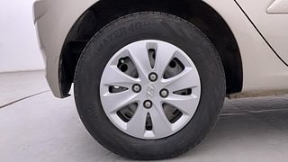 Used 2012 Hyundai i10 [2010-2016] Sportz 1.2 Petrol Petrol Manual tyres RIGHT REAR TYRE RIM VIEW