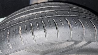 Used 2016 Maruti Suzuki Baleno [2015-2019] Alpha Petrol Petrol Manual tyres RIGHT REAR TYRE TREAD VIEW