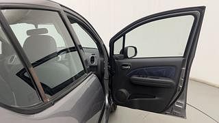 Used 2009 Maruti Suzuki Ritz [2009-2012] VXI Petrol Manual interior RIGHT FRONT DOOR OPEN VIEW
