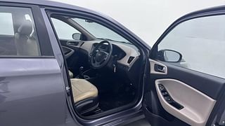 Used 2017 Hyundai Elite i20 [2014-2018] Asta 1.2 Petrol Manual interior RIGHT SIDE FRONT DOOR CABIN VIEW