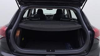 Used 2016 Hyundai Elite i20 [2014-2018] Asta 1.2 Petrol Manual interior DICKY INSIDE VIEW