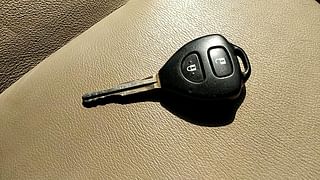 Used 2014 Toyota Fortuner [2012-2016] 3.0 4x2 AT Diesel Automatic extra CAR KEY VIEW