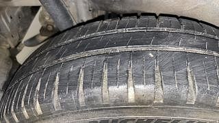 Used 2013 Maruti Suzuki Wagon R 1.0 [2010-2019] VXi Petrol Manual tyres RIGHT REAR TYRE TREAD VIEW