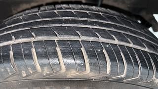 Used 2016 Renault Kwid [2015-2019] RXT Petrol Manual tyres LEFT REAR TYRE TREAD VIEW