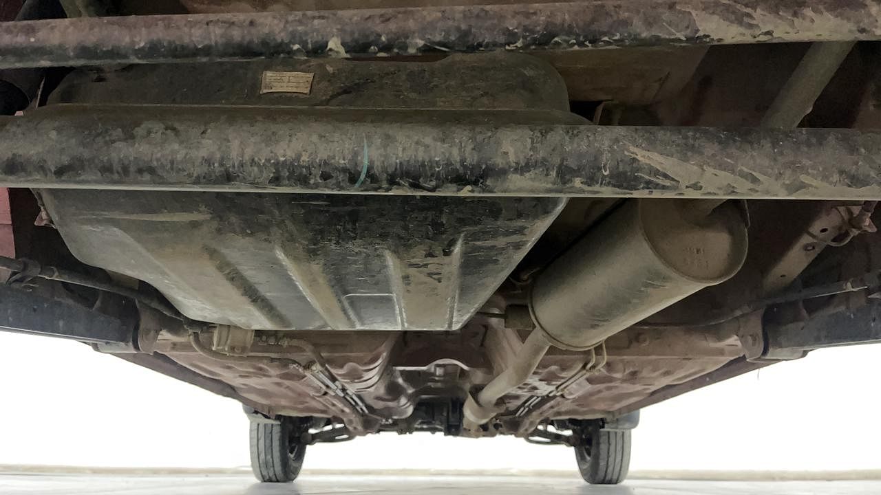 Used 2018 Maruti Suzuki Alto 800 [2016-2019] Vxi Petrol Manual extra REAR UNDERBODY VIEW (TAKEN FROM REAR)