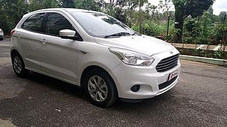 Used 2015 Ford Figo [2015-2019] Titanium 1.5 Ti-VCT AT Petrol Automatic exterior RIGHT FRONT CORNER VIEW