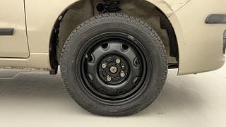 Used 2013 Maruti Suzuki Alto K10 [2010-2014] VXi Petrol Manual tyres RIGHT FRONT TYRE RIM VIEW