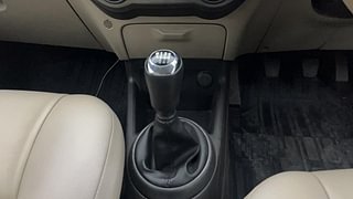 Used 2014 Hyundai i20 [2012-2014] Asta 1.4 CRDI Diesel Manual interior GEAR  KNOB VIEW