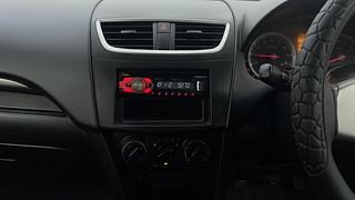 Used 2011 Maruti Suzuki Swift [2011-2017] VXi Petrol Manual interior MUSIC SYSTEM & AC CONTROL VIEW