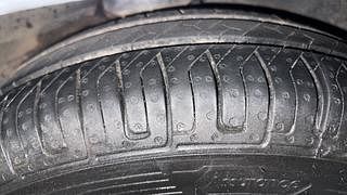 Used 2012 Hyundai i10 [2010-2016] Magna 1.2 Petrol Petrol Manual tyres LEFT REAR TYRE TREAD VIEW